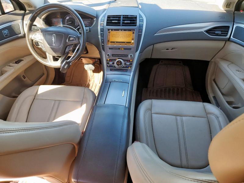 2019 LINCOLN MKZ — Фото 8 из 12