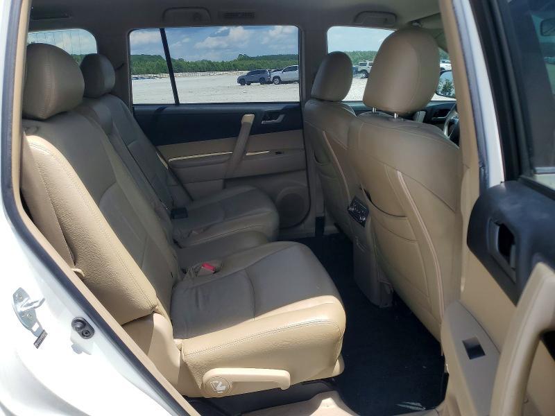 2012 TOYOTA HIGHLANDER HYBRID — Фото 11 из 13