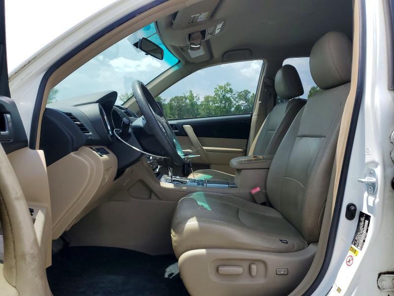 2012 TOYOTA HIGHLANDER HYBRID — Фото 7 из 13