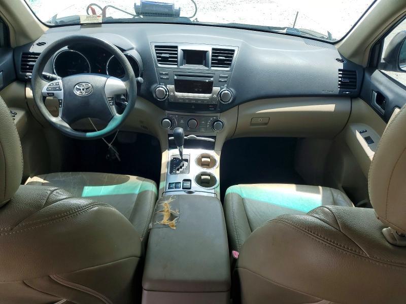 2012 TOYOTA HIGHLANDER HYBRID — Фото 8 из 13