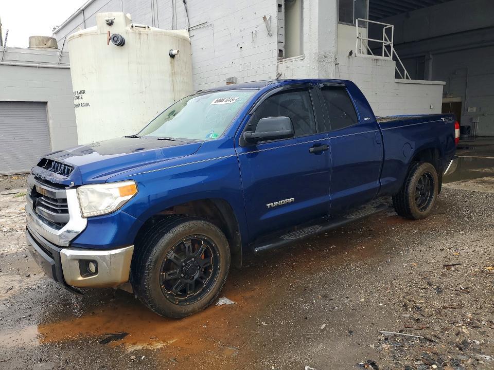 2015 TOYOTA TUNDRA SR5