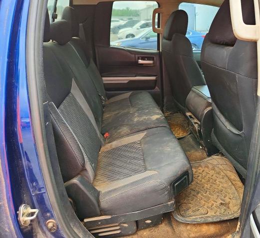 2015 TOYOTA TUNDRA SR5 — Фото 10 из 12