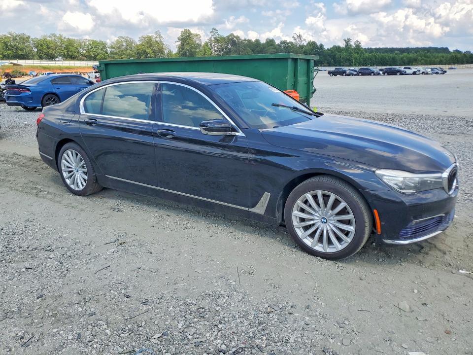 2016 BMW 740 I — Фото 4 из 12