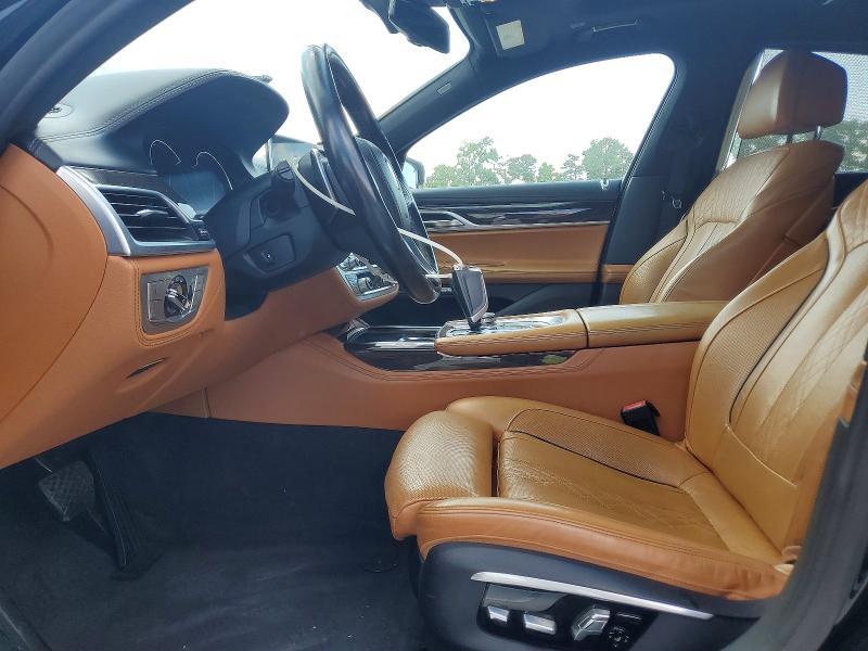2016 BMW 740 I — Фото 7 из 12