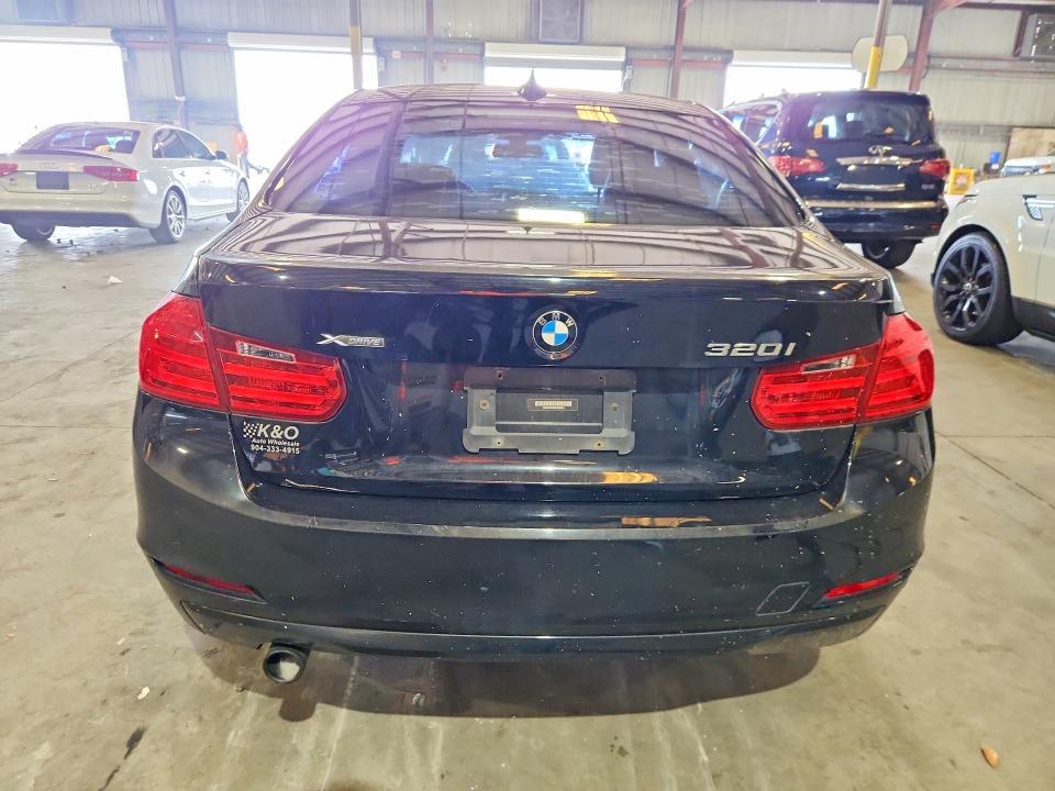 2014 BMW 320 I XDRIVE — Фото 6 из 12
