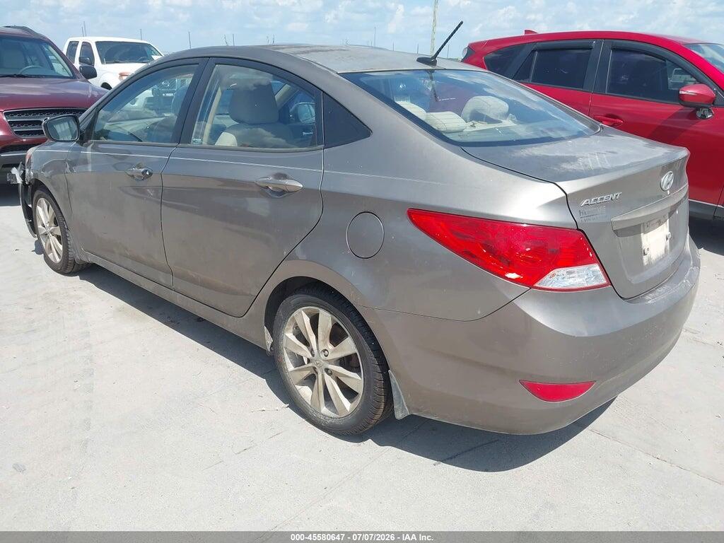 KMHCU4AE4DU313310 2013 HYUNDAI ACCENT photo no. 3