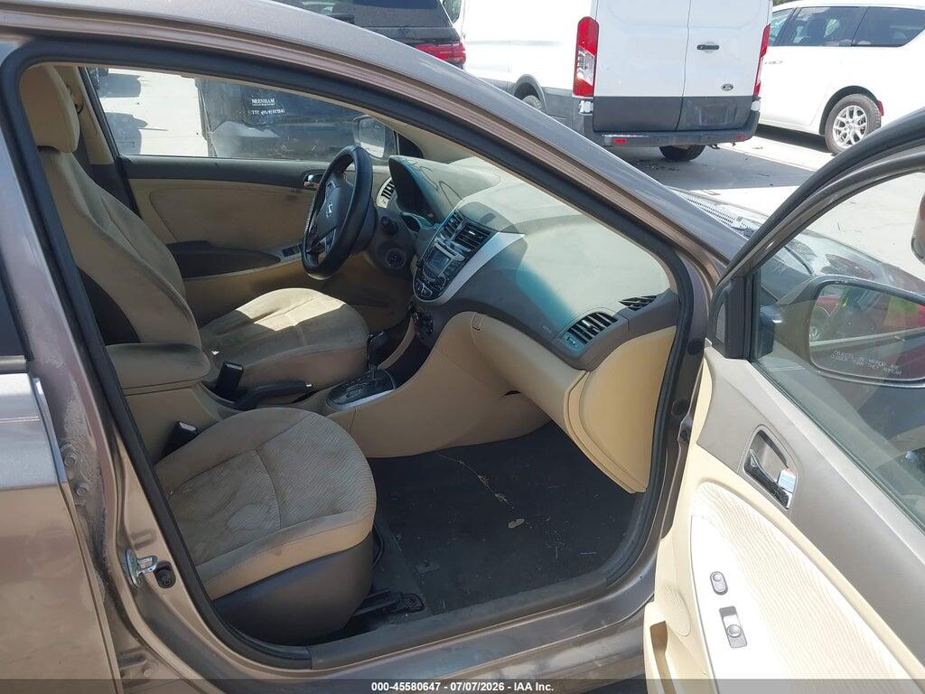 KMHCU4AE4DU313310 2013 HYUNDAI ACCENT photo no. 5