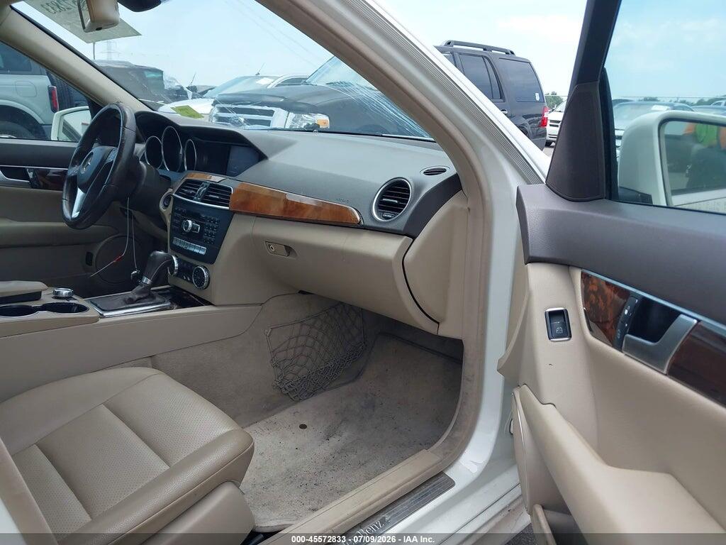 WDDGF4HB3CA611977 2012 MERCEDES-BENZ C 250 photo no. 5