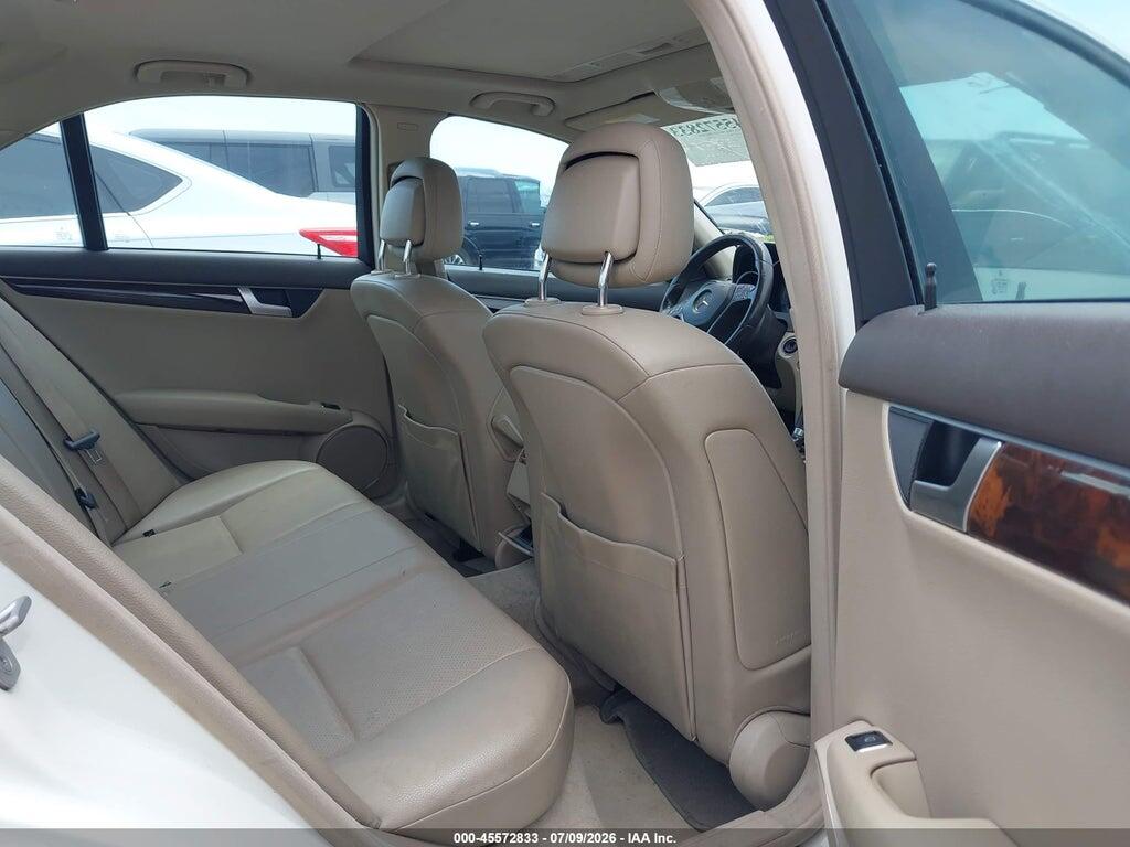 WDDGF4HB3CA611977 2012 MERCEDES-BENZ C 250 photo no. 8