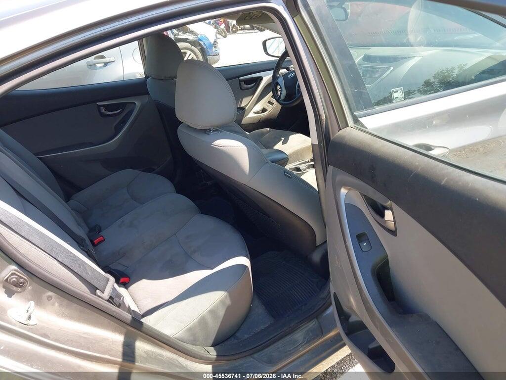 5NPDH4AE7CH136516 2012 HYUNDAI ELANTRA photo no. 8