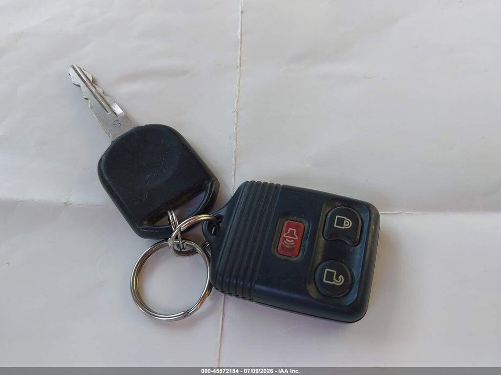 1FTPW12535FB24716 2005 FORD F-150 photo no. 11