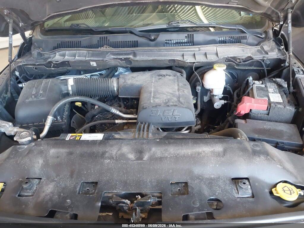 1C6RR7KG8LS161311 2020 RAM 1500 CLASSIC photo no. 10