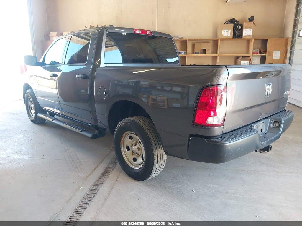 1C6RR7KG8LS161311 2020 RAM 1500 CLASSIC photo no. 3
