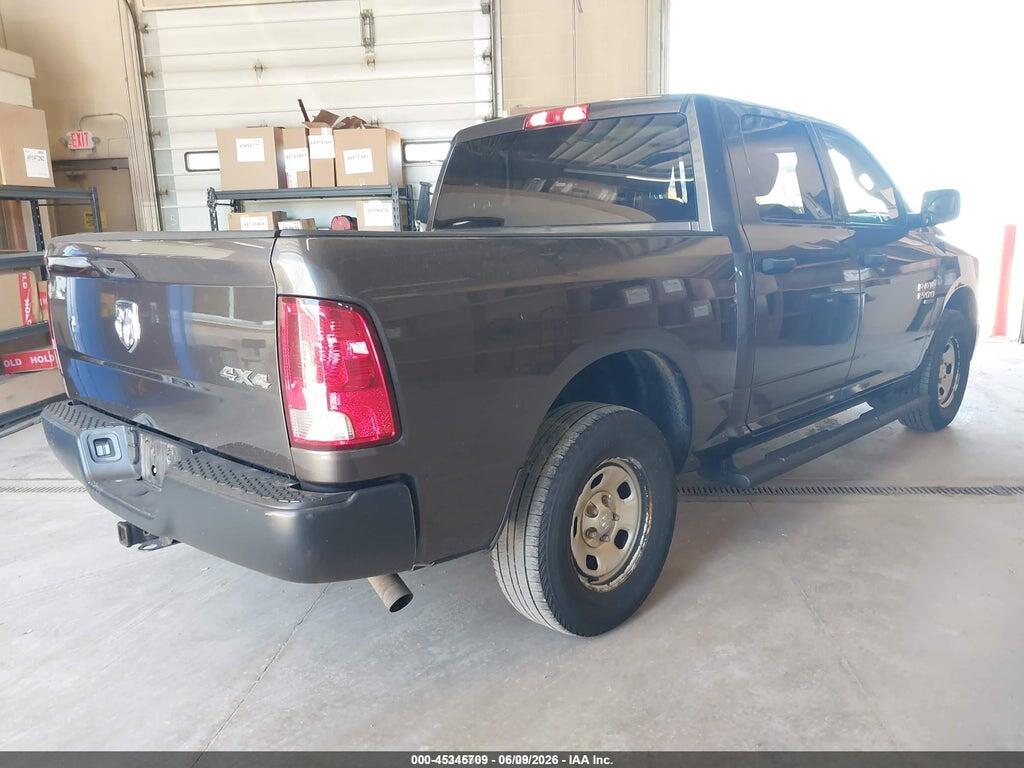 1C6RR7KG8LS161311 2020 RAM 1500 CLASSIC photo no. 4