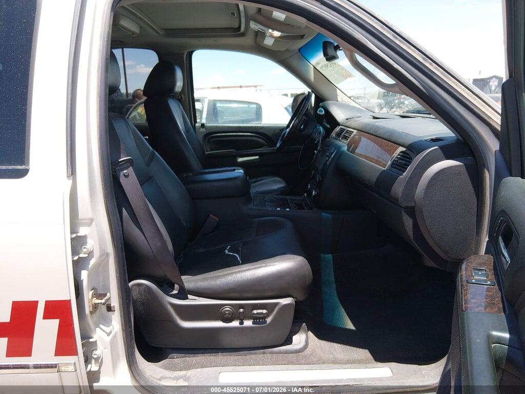 1GKS2MEF6CR307247 2012 GMC YUKON XL 1500 photo no. 5