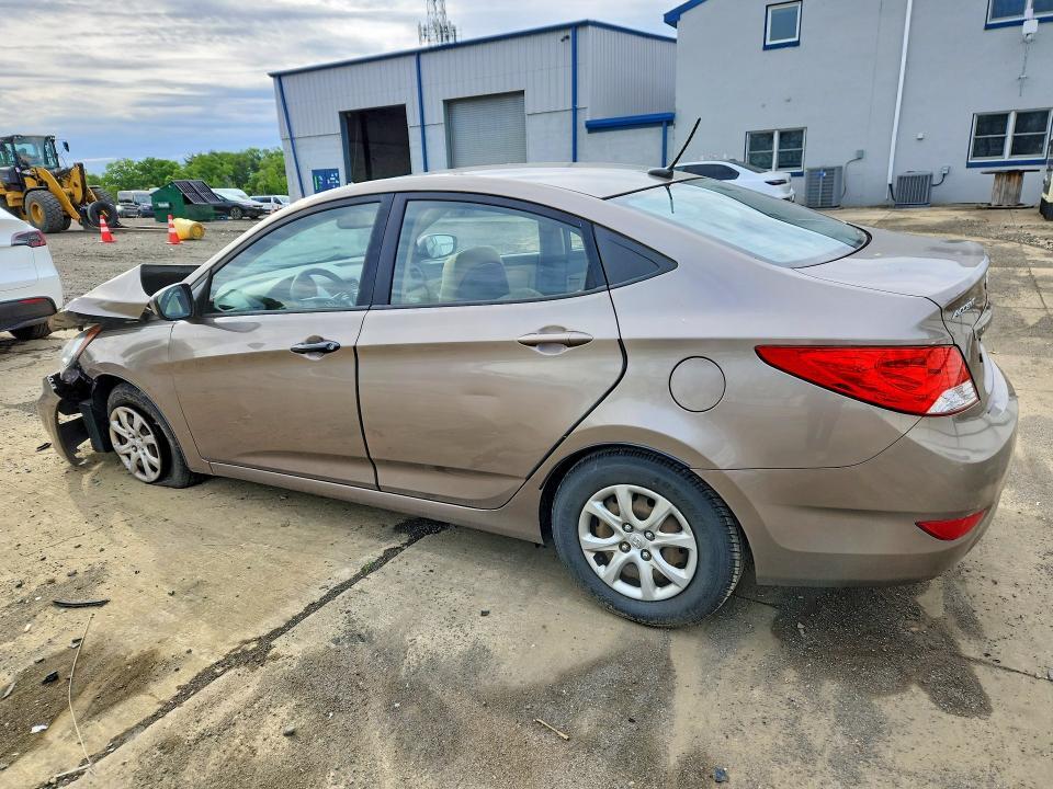 2013 HYUNDAI ACCENT GLS — Фото 2 из 12