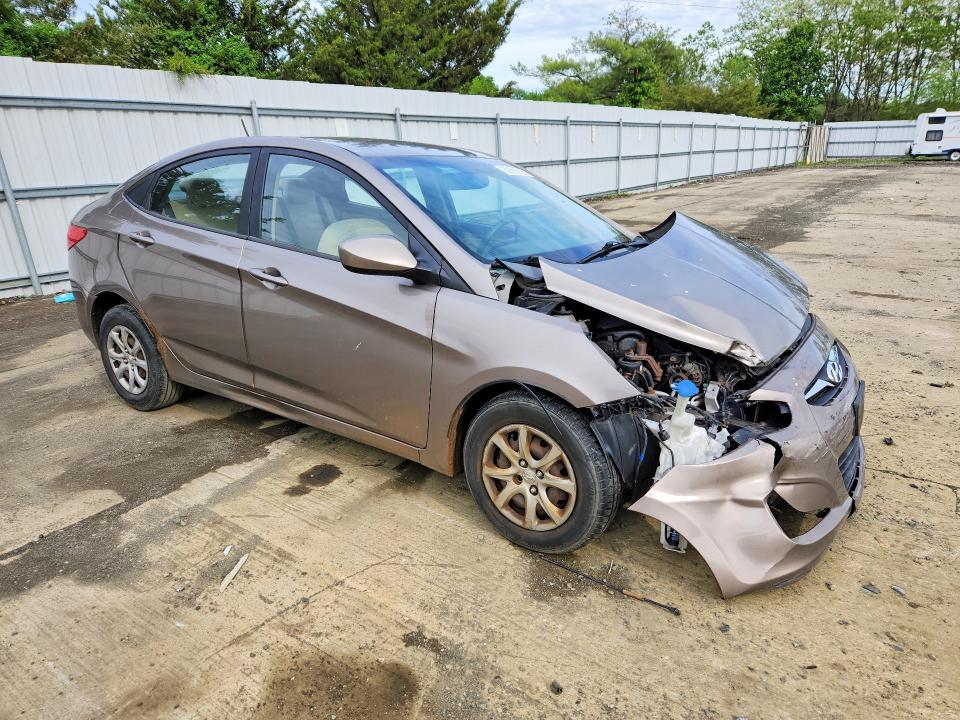 2013 HYUNDAI ACCENT GLS — Фото 4 из 12