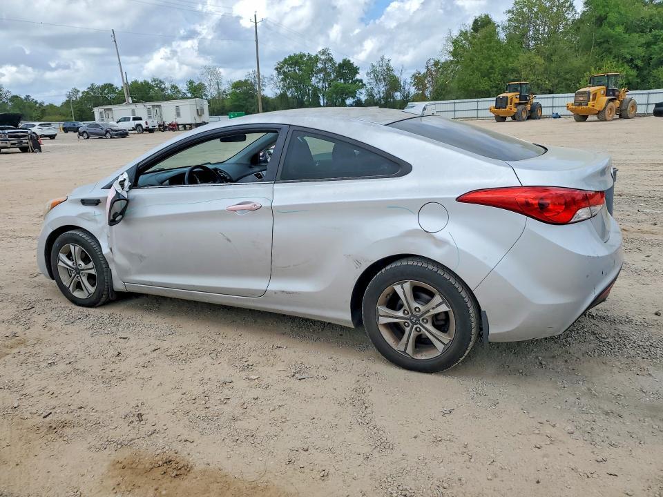 2013 HYUNDAI ELANTRA COUPE GS — Фото 2 из 12