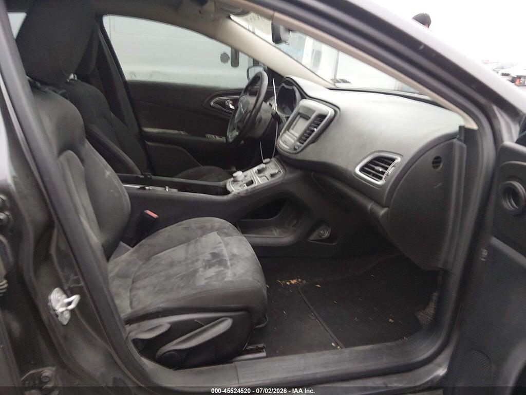 1C3CCCAB5FN696019 2015 CHRYSLER 200 photo no. 5