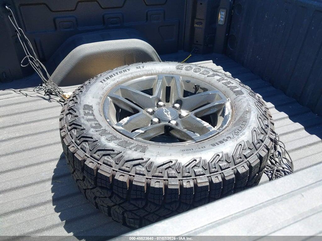 3GCUKCE82TG201667 2026 CHEVROLET SILVERADO 1500 photo no. 12