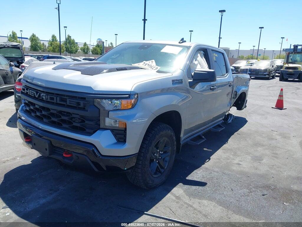 3GCUKCE82TG201667 2026 CHEVROLET SILVERADO 1500 photo no. 2