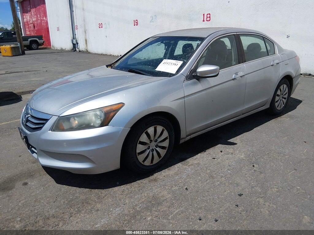 1HGCP2F32CA026573 2012 HONDA ACCORD photo no. 2