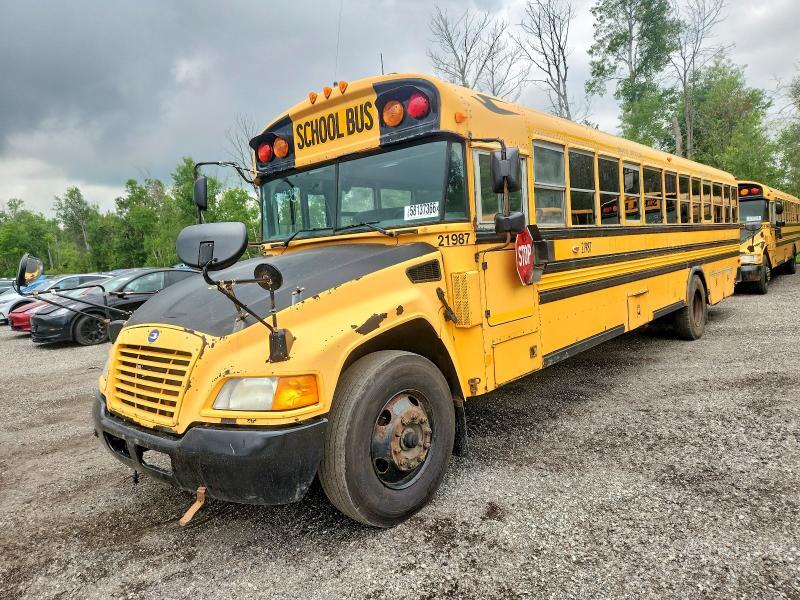 2012 BLUEBIRD VISION - SCHOOL BUS — Фото 2 из 10