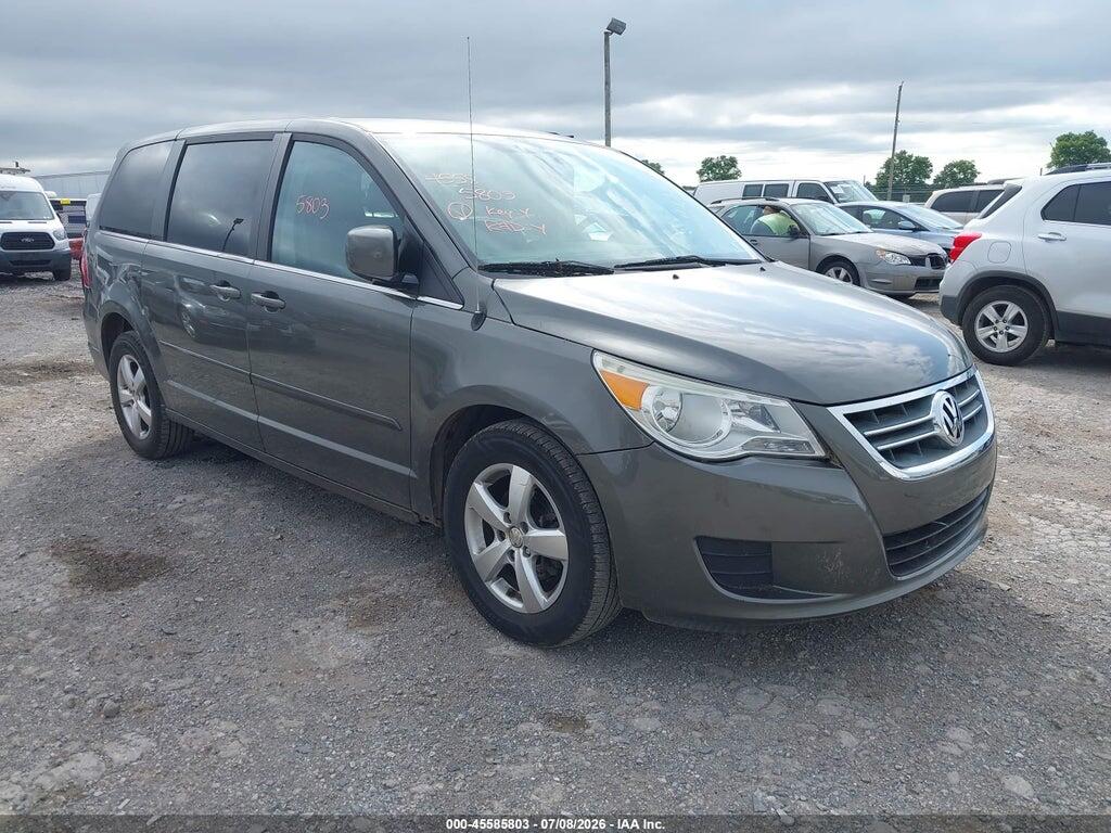 2V4RW3D10AR333466 2010 VOLKSWAGEN ROUTAN photo no. 1