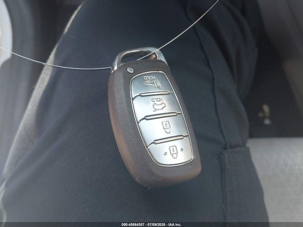 KM8J33A20GU045273 2016 HYUNDAI TUCSON photo no. 11