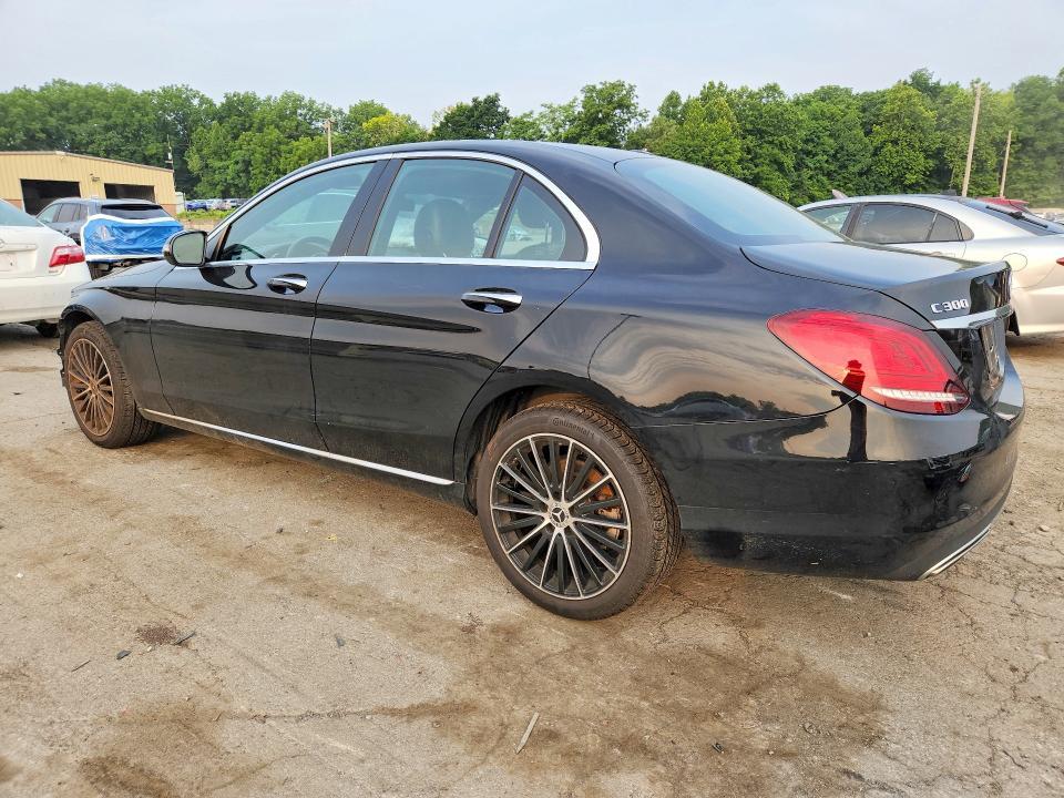 2019 MERCEDES-BENZ C 300 4MATIC — Фото 2 из 13