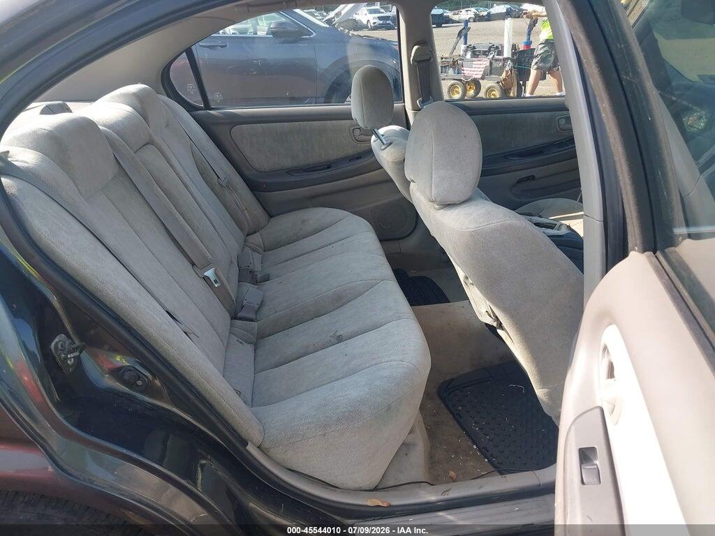 JN1CA31D81T614097 2001 NISSAN MAXIMA photo no. 8