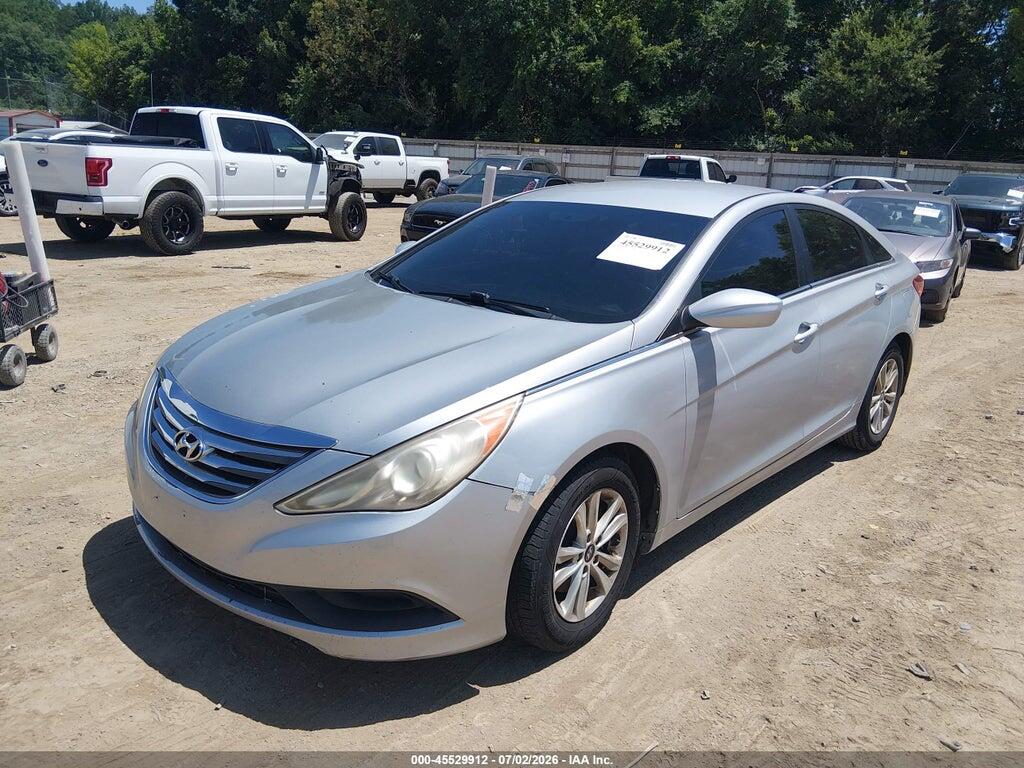5NPEB4AC8DH762484 2013 HYUNDAI SONATA photo no. 2