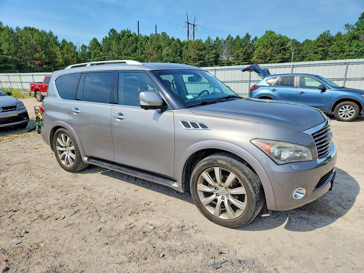 2013 INFINITI QX56 BASE — Фото 4 из 13