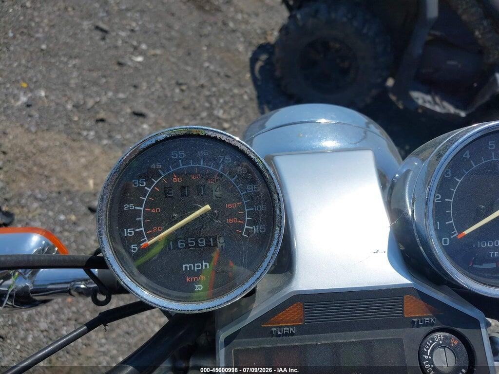 JH2PC0802FM202910 1985 HONDA VT500 photo no. 7