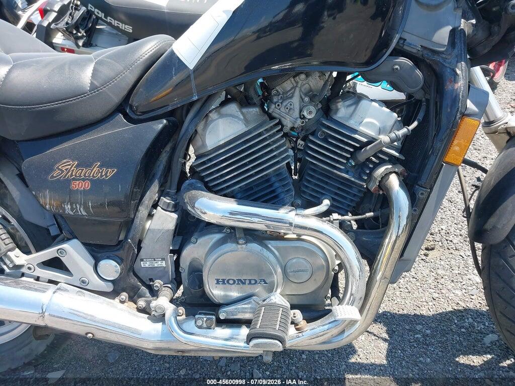 JH2PC0802FM202910 1985 HONDA VT500 photo no. 8