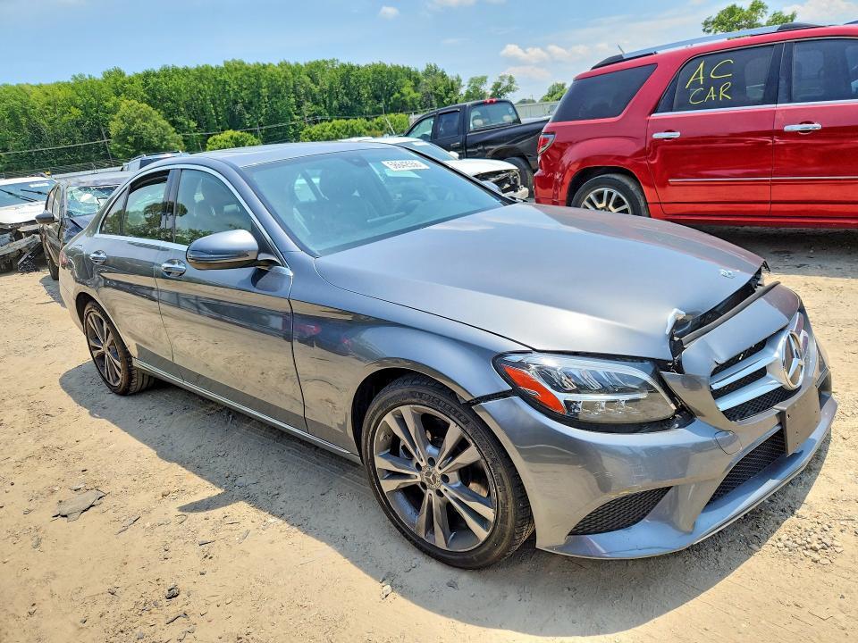 2019 MERCEDES-BENZ C 300 4MATIC — Фото 4 из 12