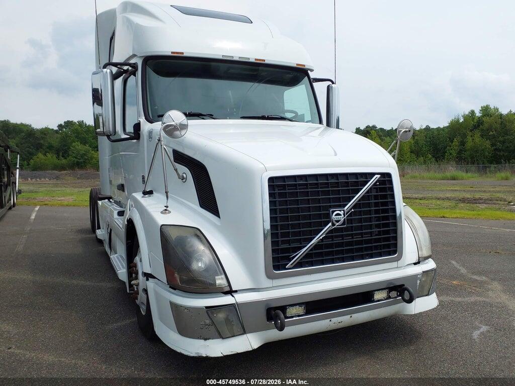 4V4NC9EJ69N498809 2009 VOLVO VN photo no. 1