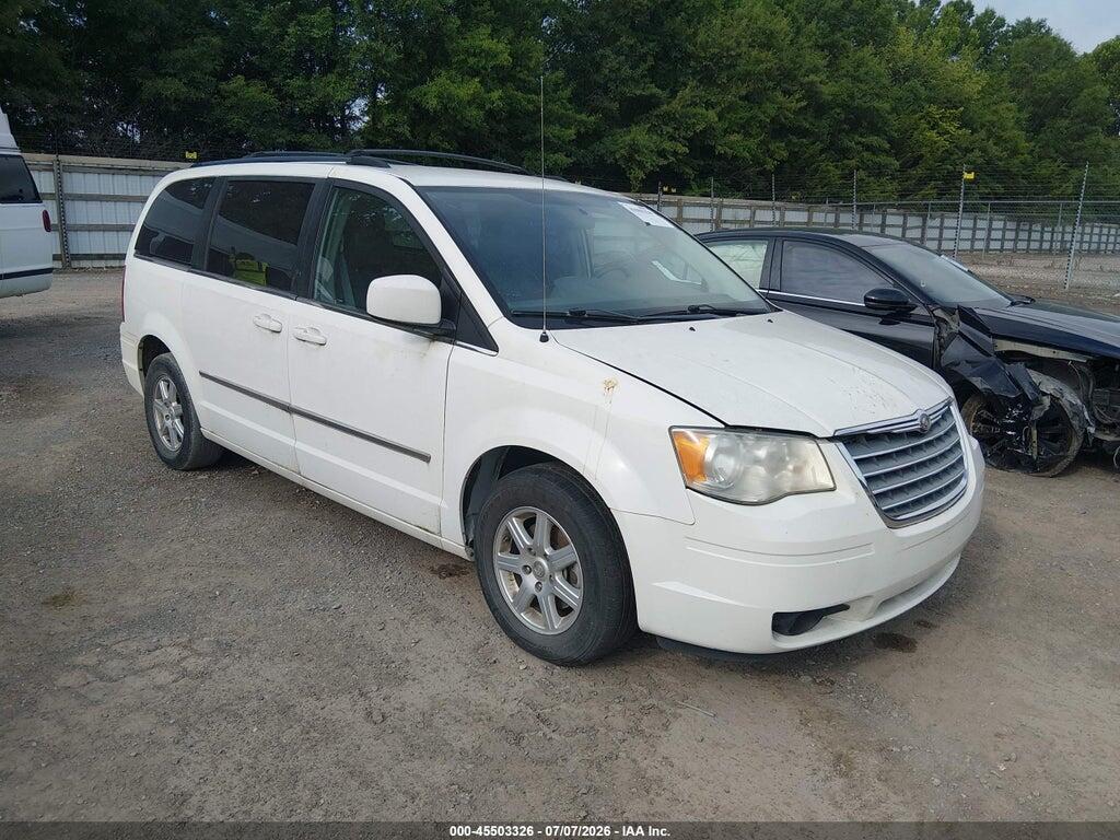 2A4RR5DX8AR267986 2010 CHRYSLER TOWN & COUNTRY photo no. 1