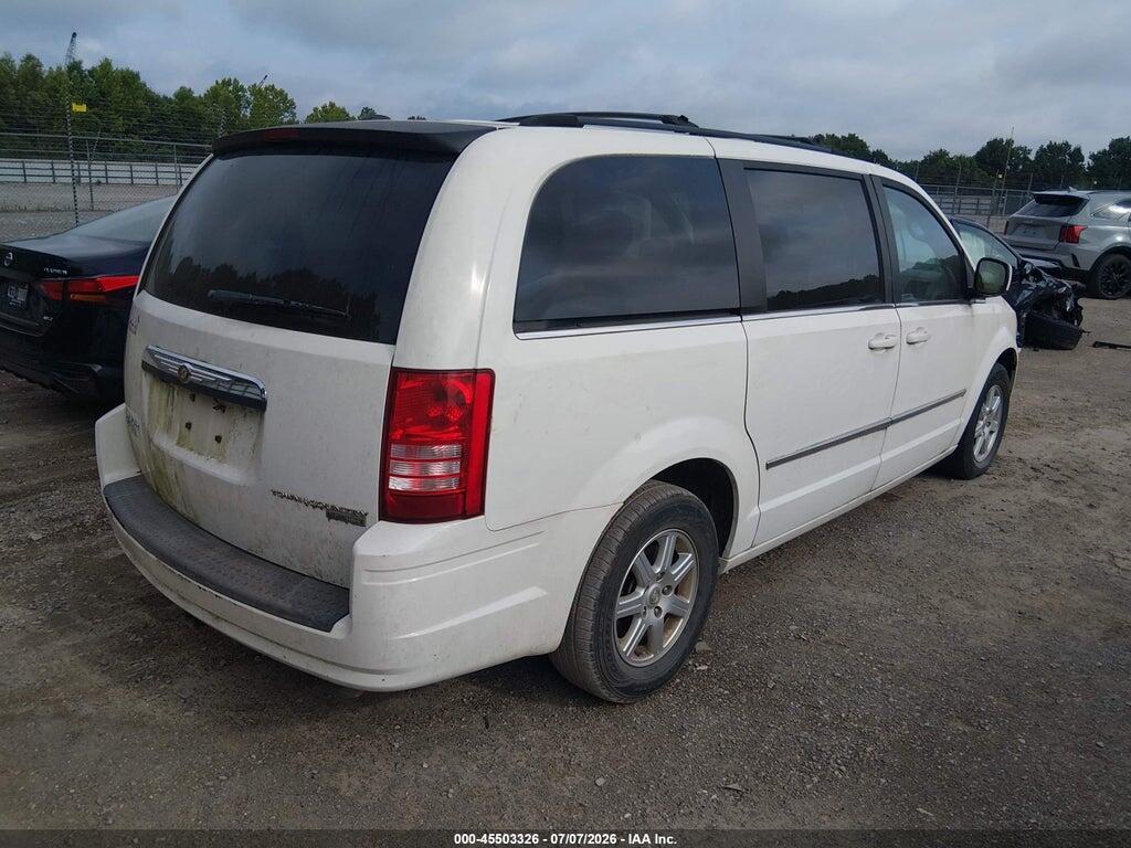 2A4RR5DX8AR267986 2010 CHRYSLER TOWN & COUNTRY photo no. 4