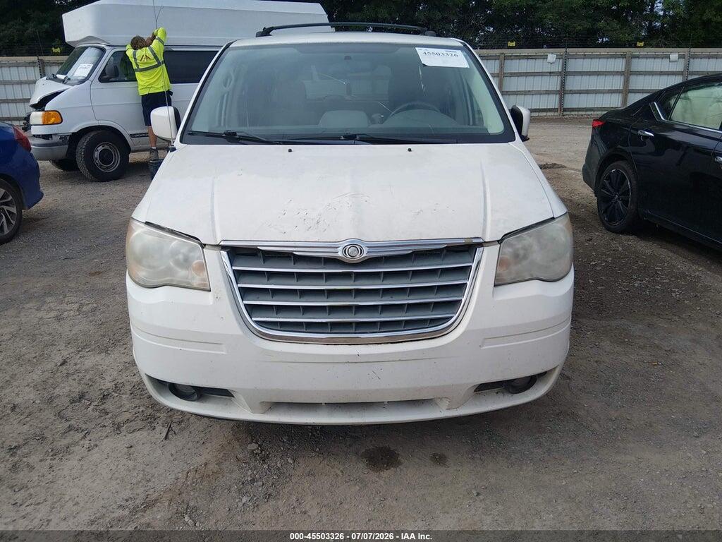 2A4RR5DX8AR267986 2010 CHRYSLER TOWN & COUNTRY photo no. 6