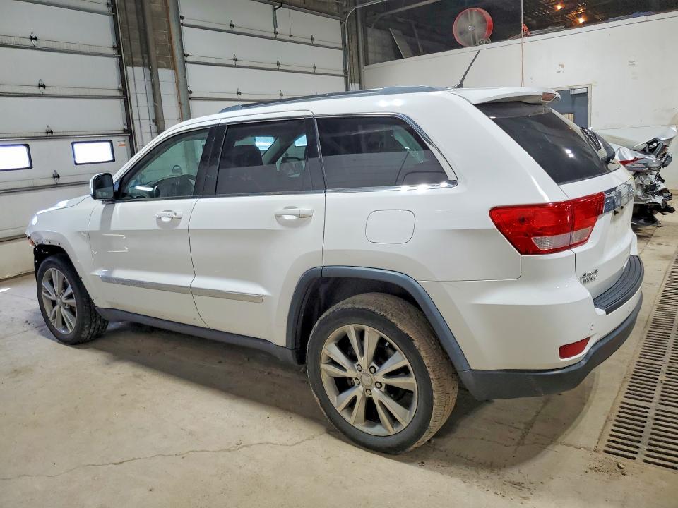 1C4RJFAGXDC549115 2013 JEEP GRAND CHEROKEE photo no. 2