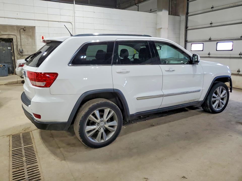 1C4RJFAGXDC549115 2013 JEEP GRAND CHEROKEE photo no. 3