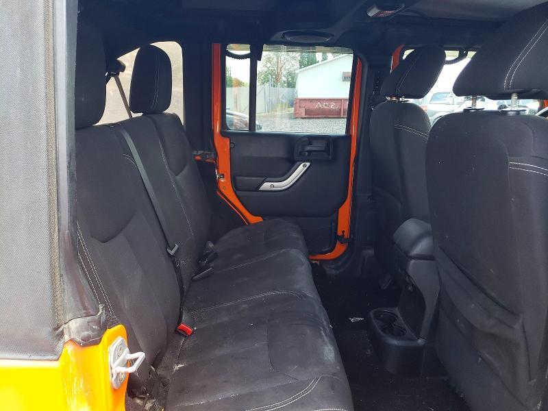 2013 JEEP WRANGLER UNLIMITED SAHARA — Фото 10 из 12