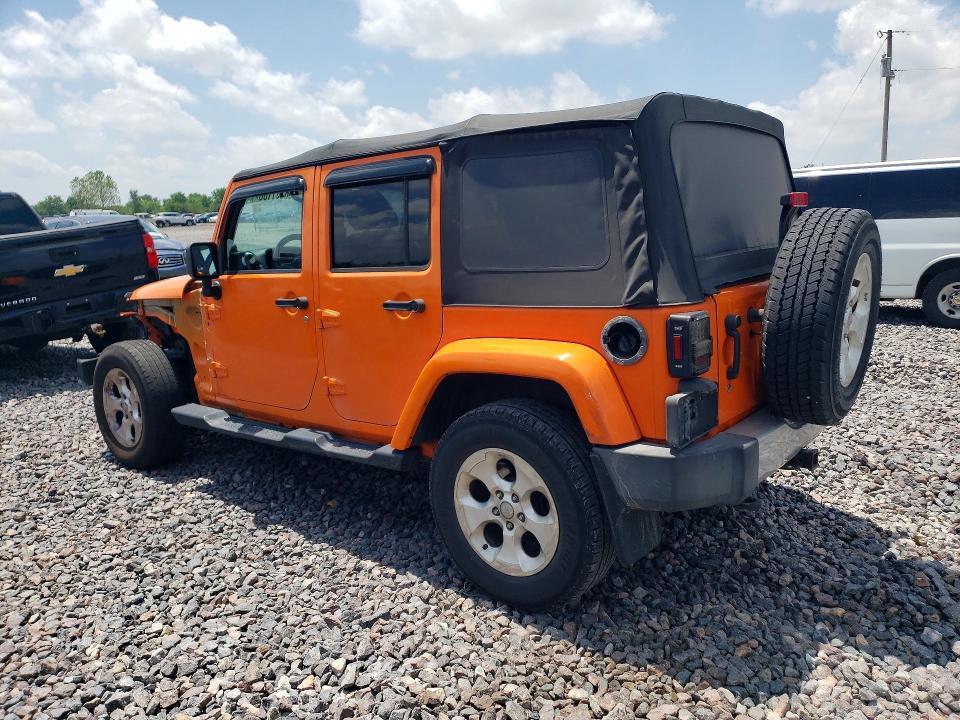 2013 JEEP WRANGLER UNLIMITED SAHARA — Фото 2 из 12
