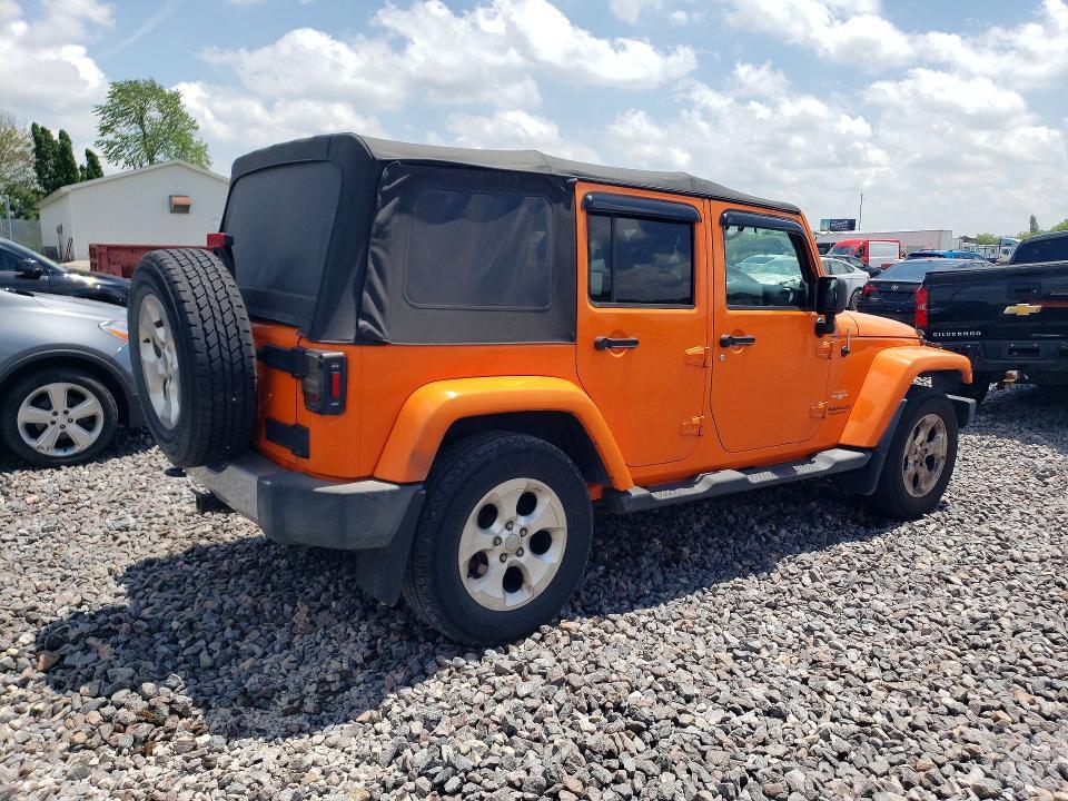 2013 JEEP WRANGLER UNLIMITED SAHARA — Фото 3 из 12
