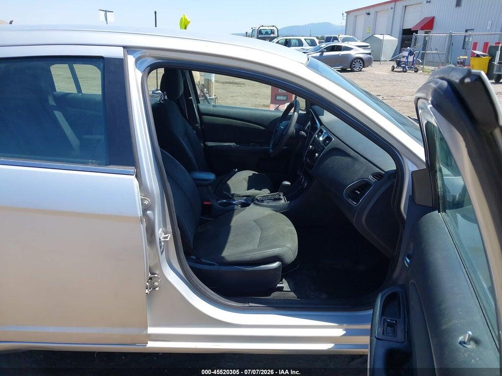 1C3CCBAB8CN101346 2012 CHRYSLER 200 photo no. 5