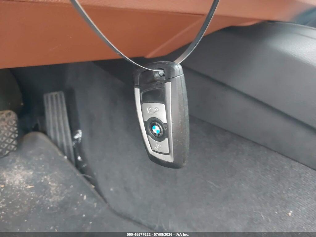 WBA3B5C50DF138875 2013 BMW 328I photo no. 11