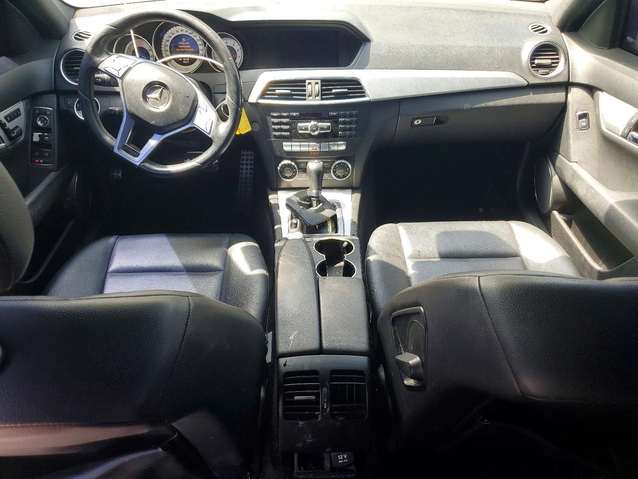 2013 MERCEDES-BENZ C 250 — Фото 8 из 12