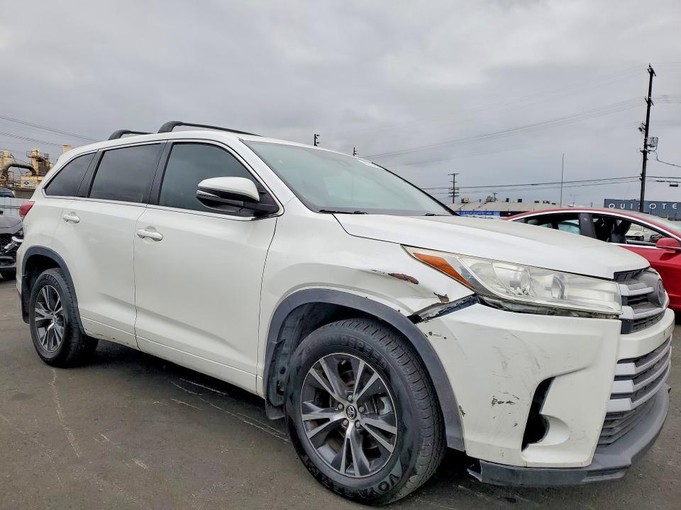 2018 TOYOTA HIGHLANDER LE — Фото 4 из 13
