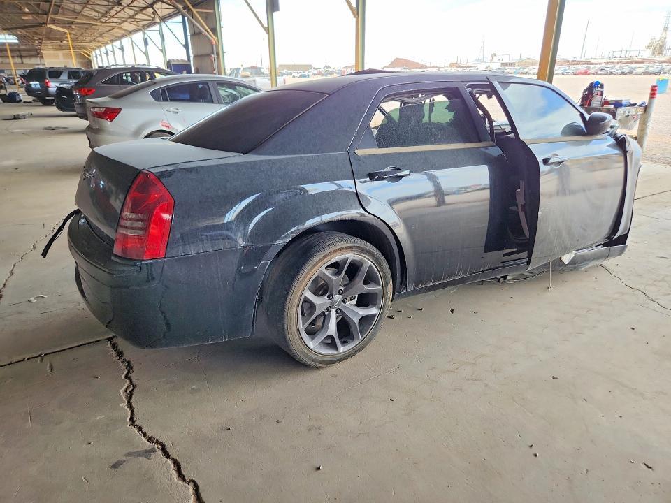 2006 CHRYSLER 300C — Фото 3 из 11